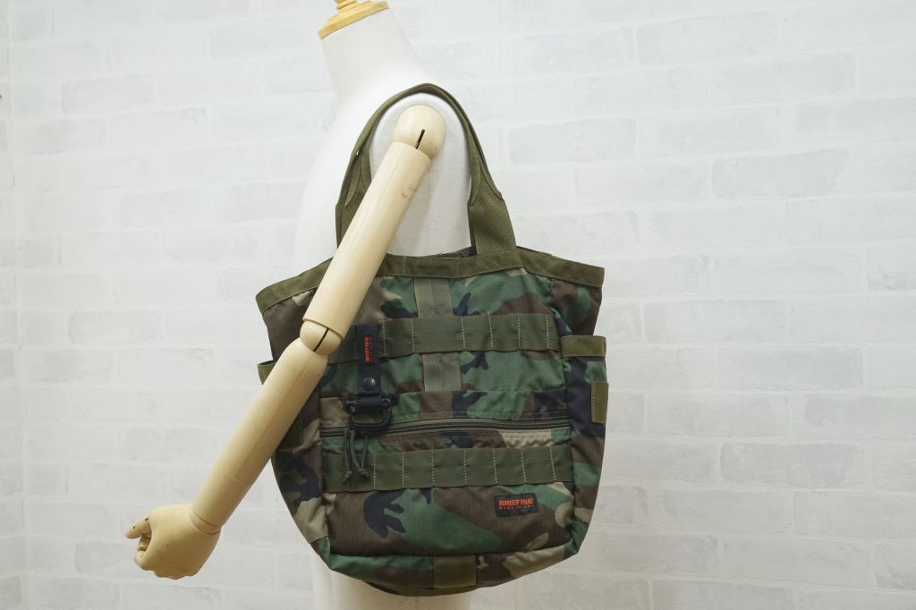 BRIEFING フライトライト カモフラ柄トートバッグ | サークルワン商品