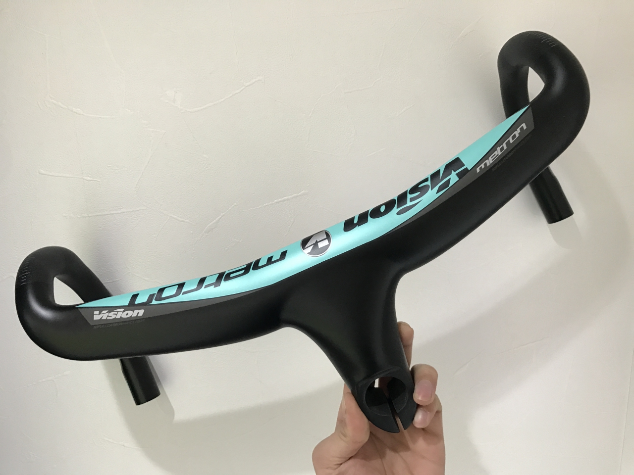 Bianchiにおススメ！Vision Metron5D カーボンハンドル入荷！ | Climb