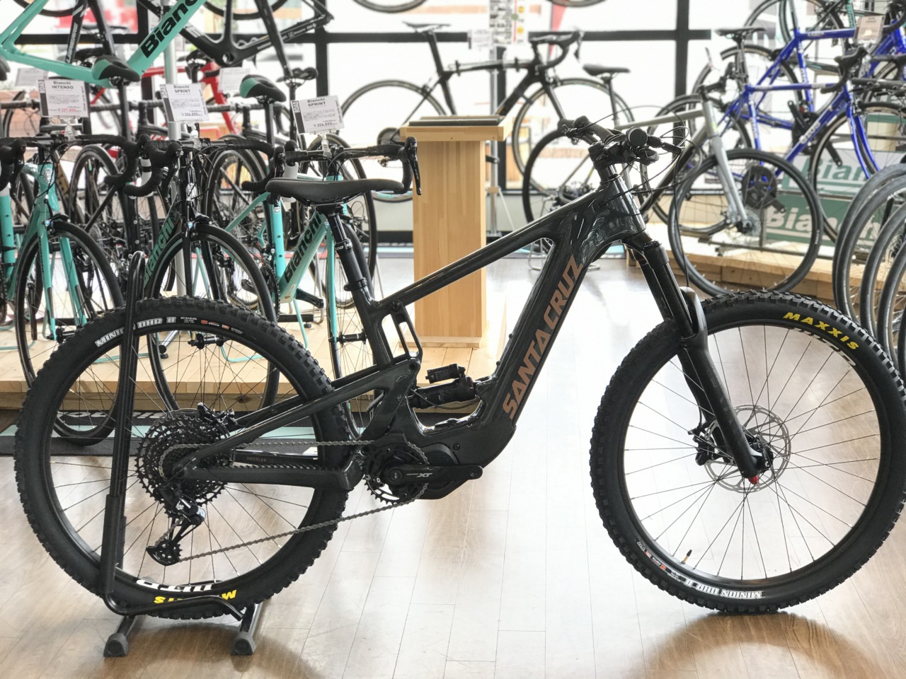 e-BIKE！SANTA CRUZ HECKLERが入荷したので組み付けしました！ | Climb