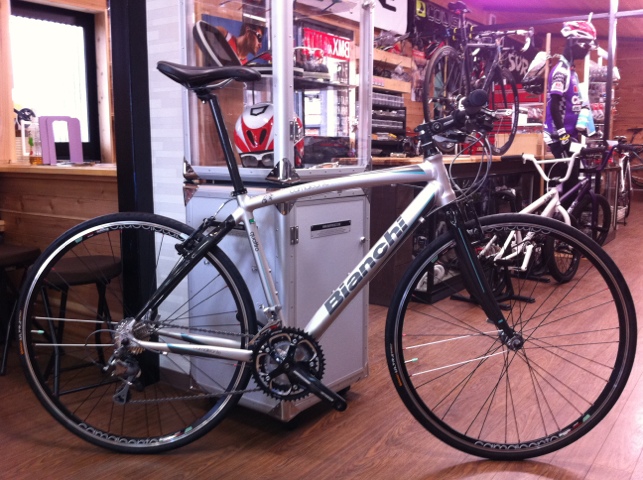 Bianchi VIA BRERA シンプルなクロスバイク入荷しています。 | Climb