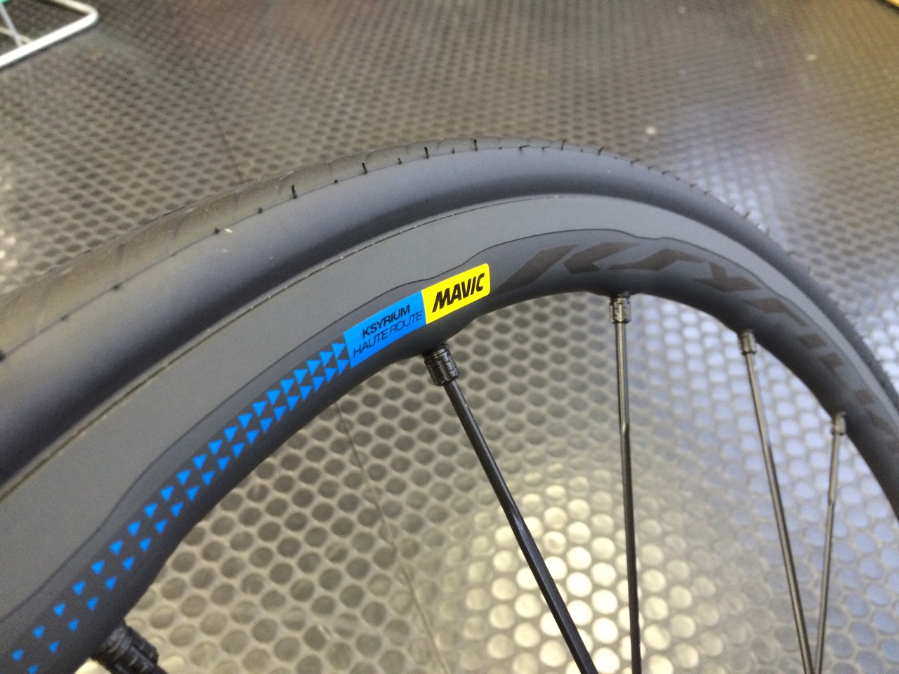 MAVIC Ksyrium Pro Exalith「Haute Route（オート・ルート）」限定