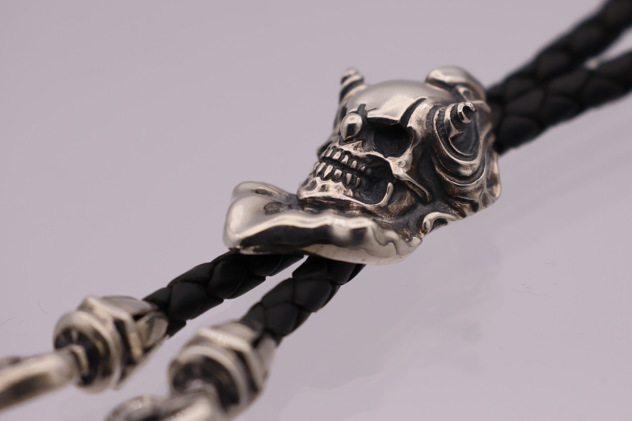 スウィルループタイ/F.A.L（シルバーアクセサリー）