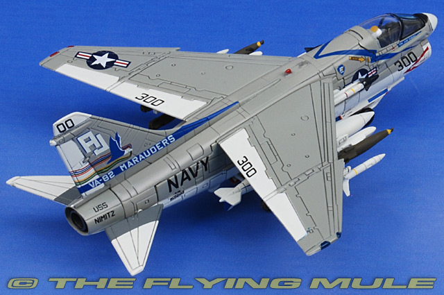Century Wings 655065 - A-7 Corsair II Diecast Model, USN VA-82