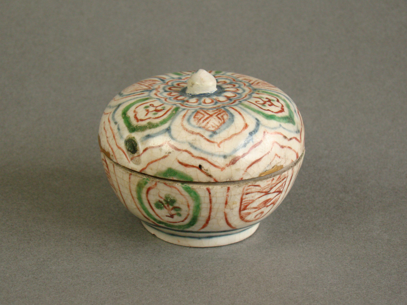 古童 - 紅安南 赤絵連弁文香合 | 古美術品専門サイト fufufufu.com