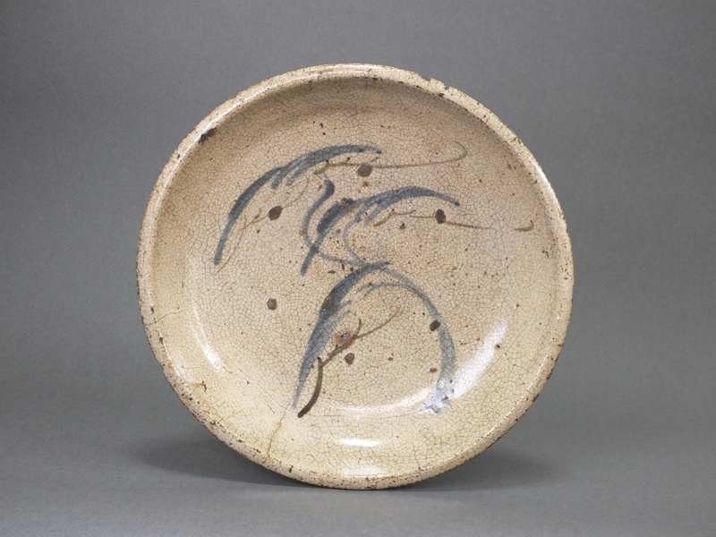 古童 - 瀬戸 三階松文 石皿 | 古美術品専門サイト fufufufu.com