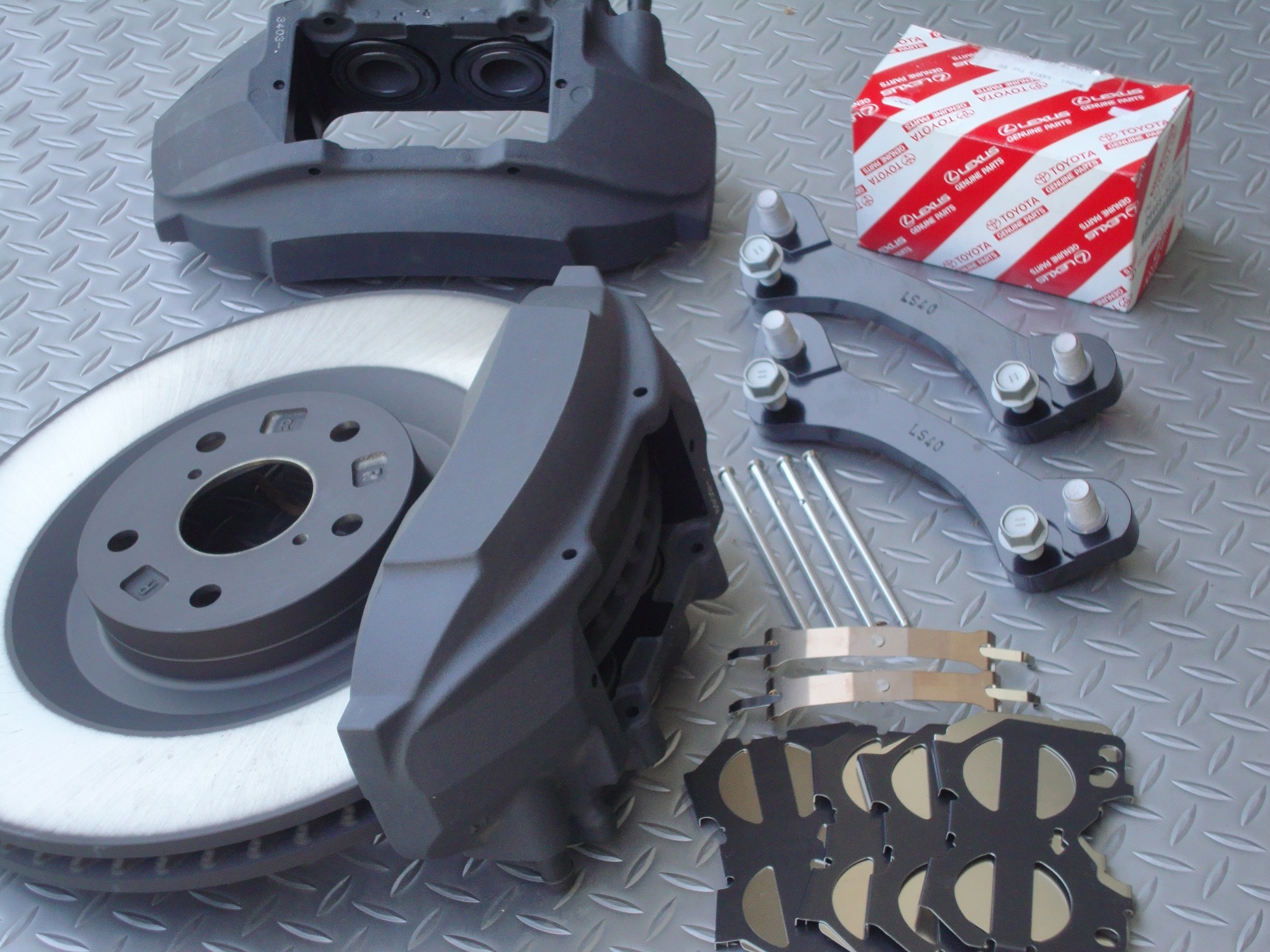 ﾄﾖﾀ 新型ｱﾙﾌｧｰﾄﾞ/ﾍﾞﾙﾌｧｲｱ H20/25W UCF30ｾﾙｼｵｷｬﾘﾊﾟｰkit, 日産4potｷｬﾘﾊﾟｰ