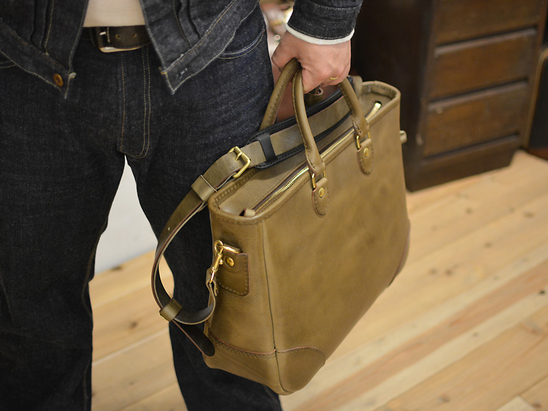 大容量のビジネストート！！｜革鞄・革小物のHERZ公式通販