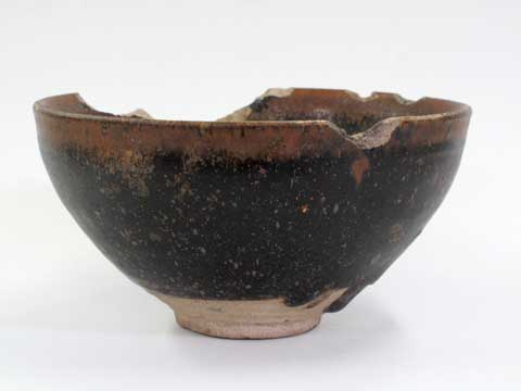 瀬戸・美濃系天目茶碗（台）1／市原歴史博物館