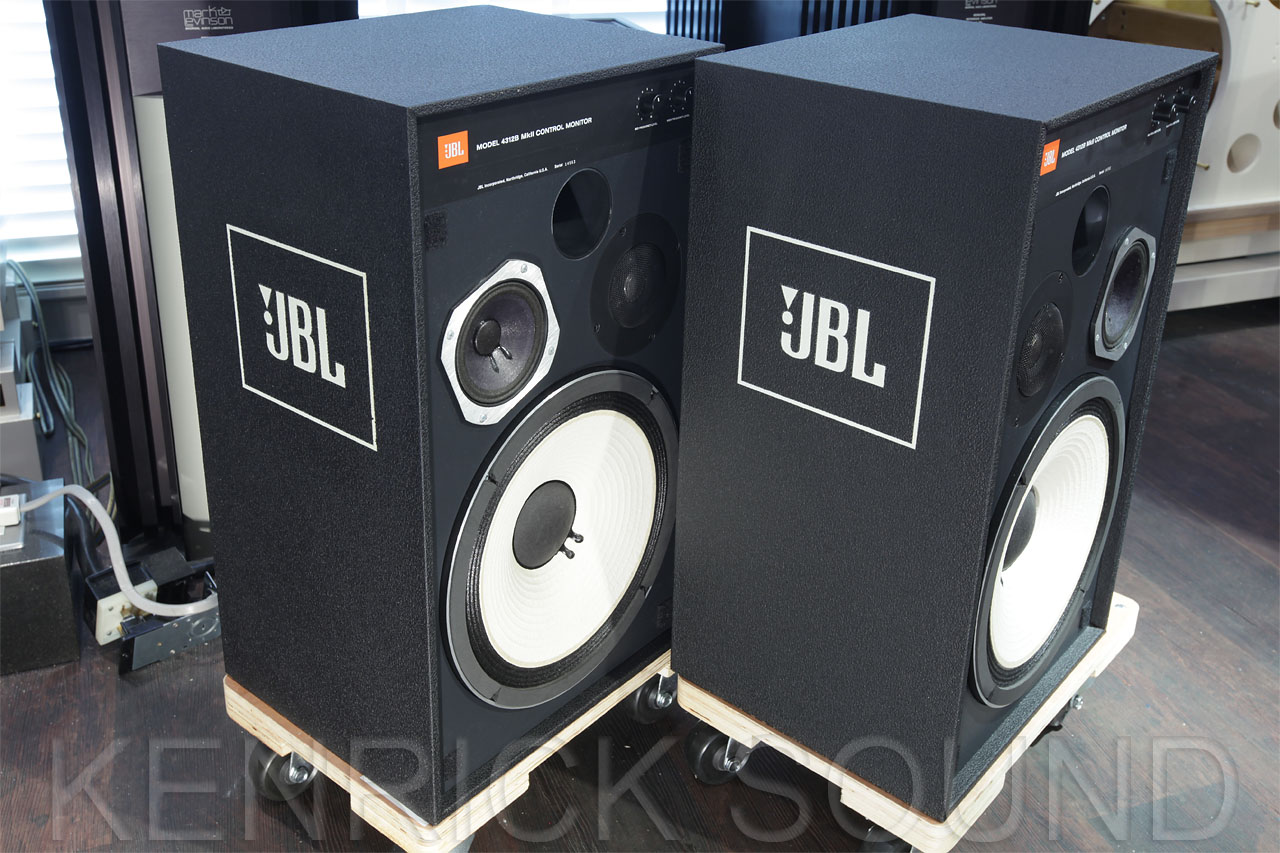 JBL 4312B MKII コンパクトながら良い鳴りっぷりの3way 美品 台車付