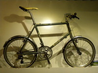 スタイリッシュ！！2014 Bianchi MINIVELO-8 Flat(ミニベロ8 フラット