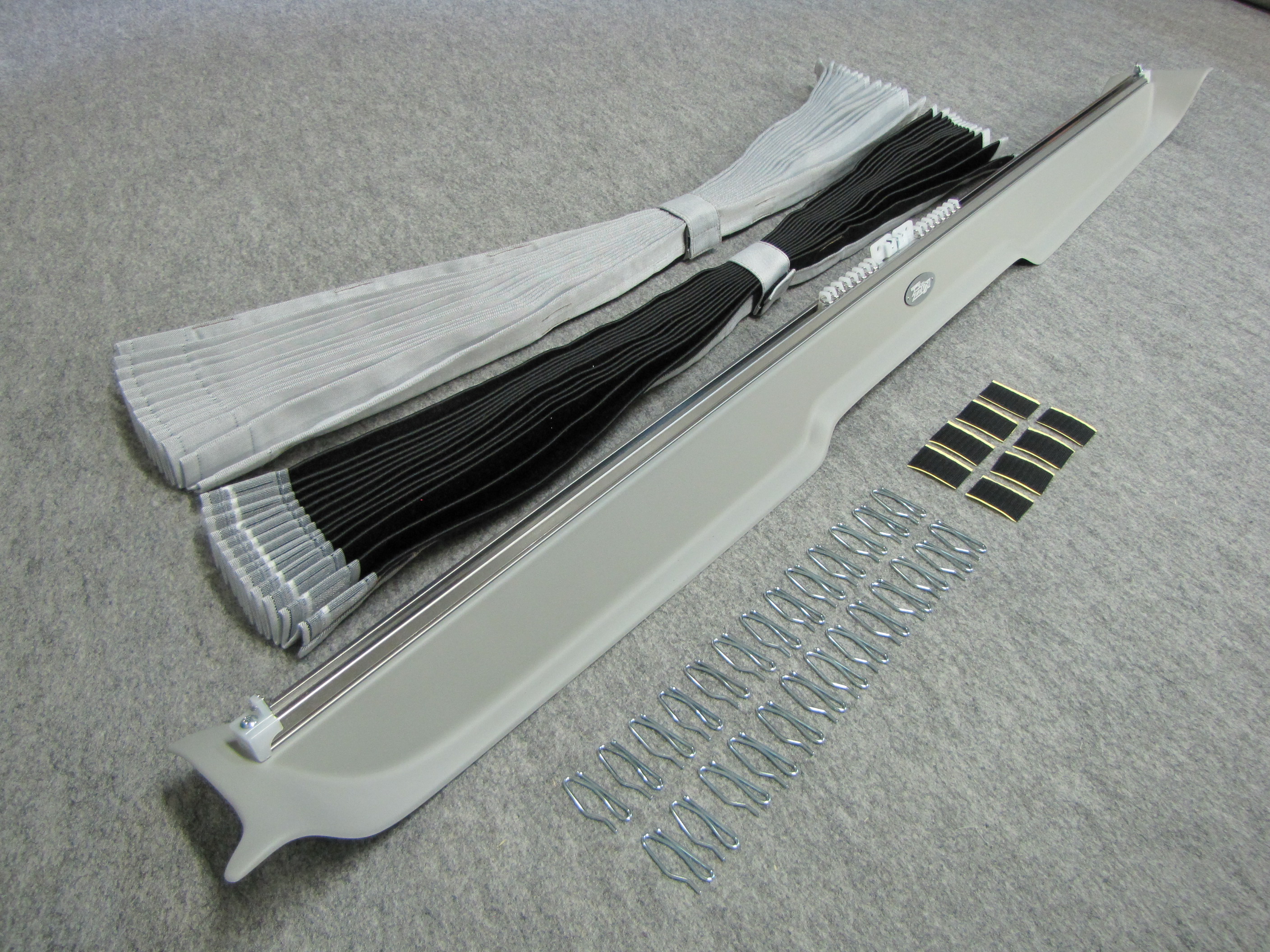 キャラバン パーテンションカーテンフルキット | 有限会社 カズ