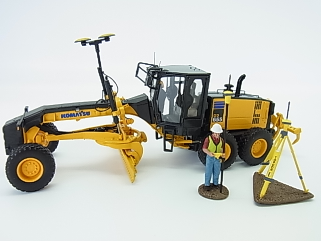 再入荷【KOMATSU】コマツ モーターグレーダーGD655-5 人形、トプコン付