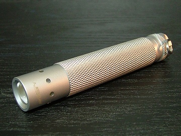 LED LENSER V2 MICRO ::日本フラッシュライトチャンネル::