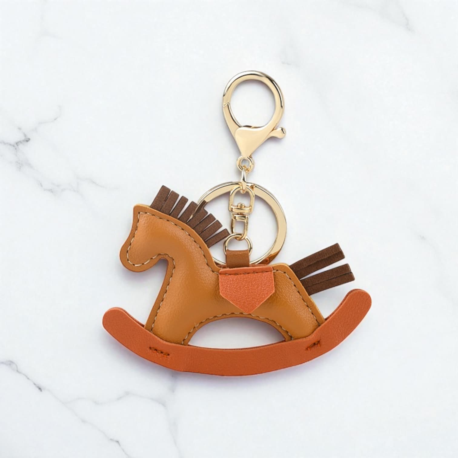 6色展開】木馬モチーフバッグチャーム／PUレザーの高見えキーホルダー