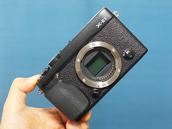 富士フイルム FUJIFILM X-E1の徹底レビュー ミラーレスカメラ /monox