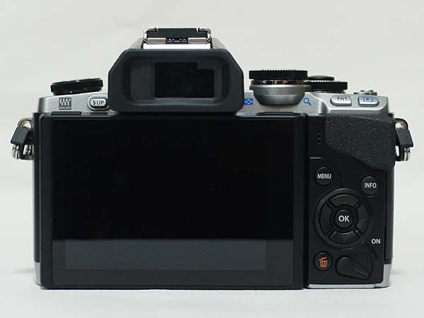 オリンパス OLYMPUS OM-D E-M10の徹底レビュー OMシリーズのエントリー