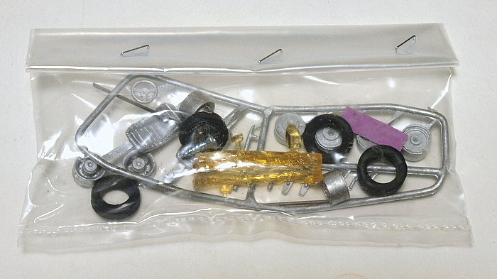 1/43レジンキット、もしくはホワイトメタルキットの制作 その1 キット