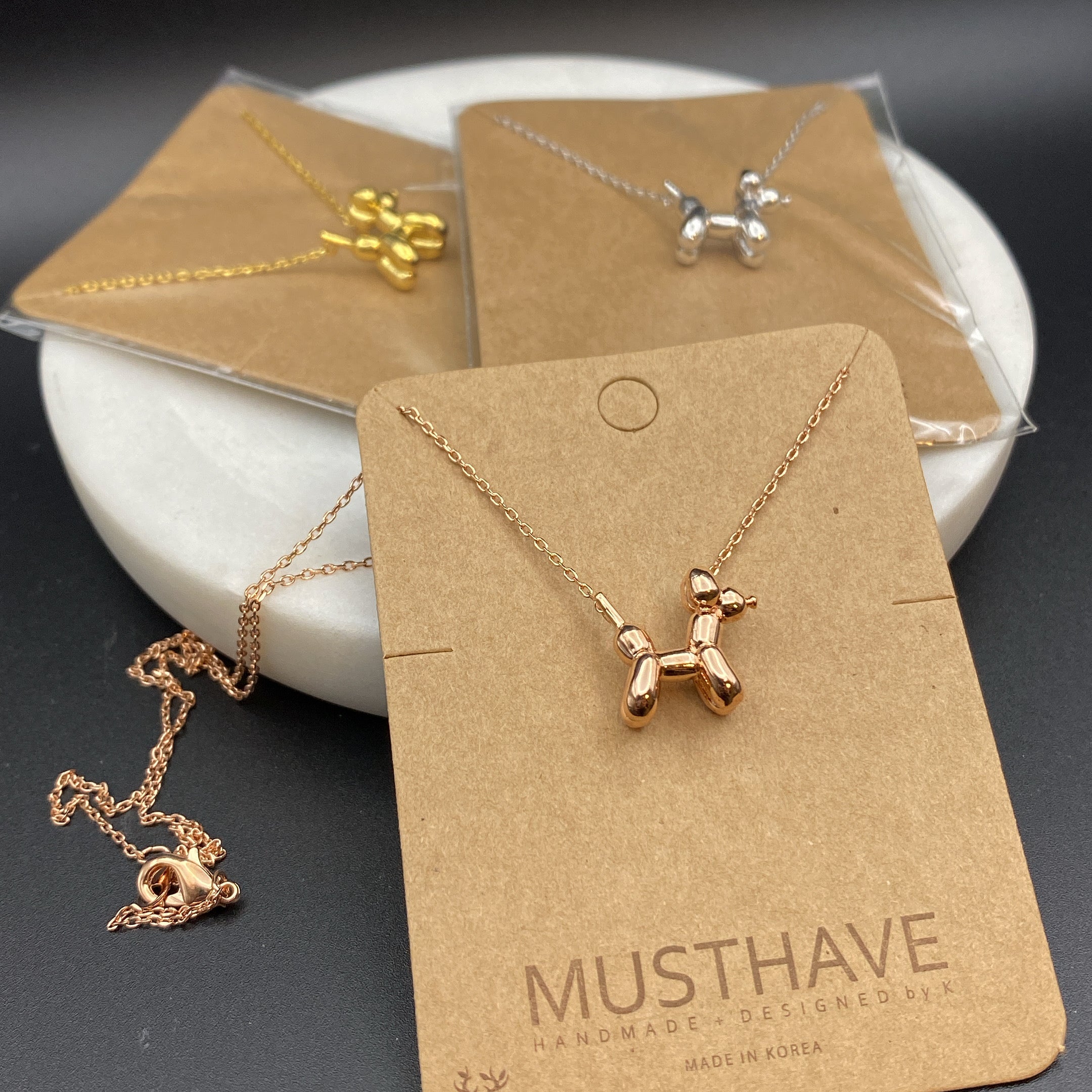 Balloon Dog Necklace – musthavemustget