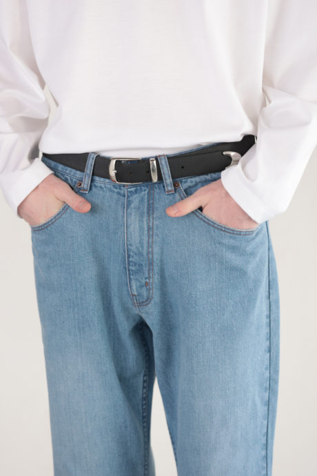 ついに完成！最高級のレザーを使用し豪華な3点尾錠でアルティメイトな