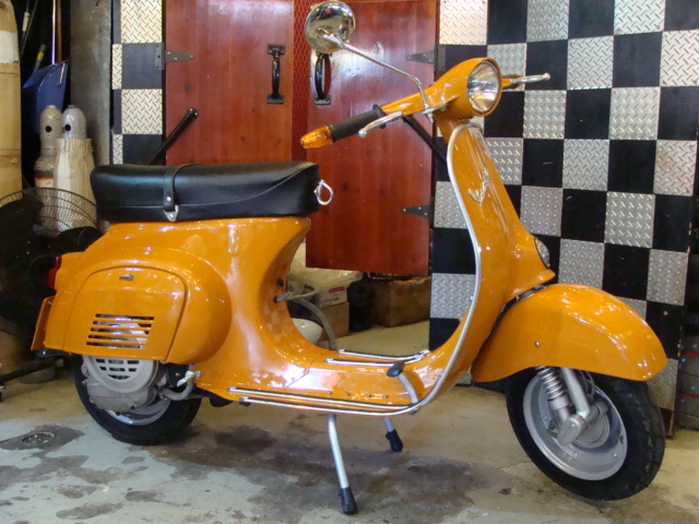 50s〜60s☆TEKNO ☆VESPA ☆ベスパ☆ヴィンテージ☆アンティーク VESPA 50Sビンテージ 黒 | Escape Bike