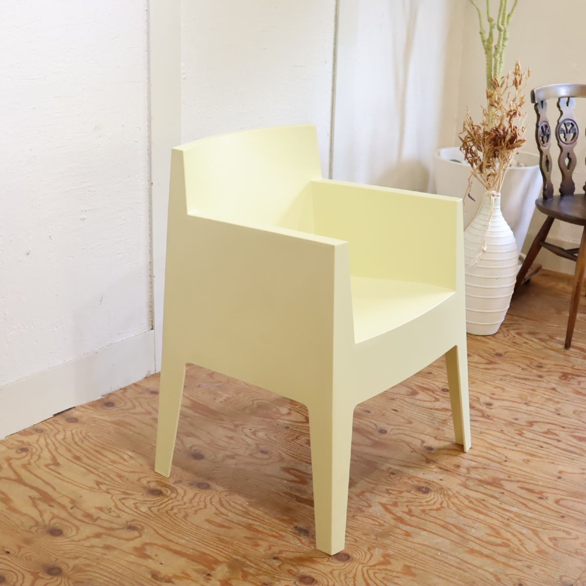 ドリアデ / driade トイ / TOYチェア アームチェア ホワイト