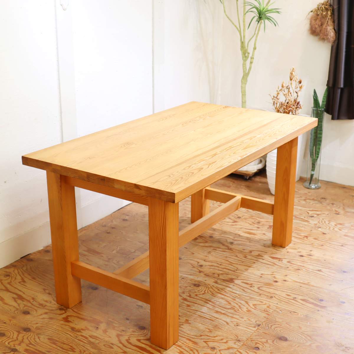 ウニコ / unico グロッソ / Grosso ダイニングテーブル 作業台 パイン