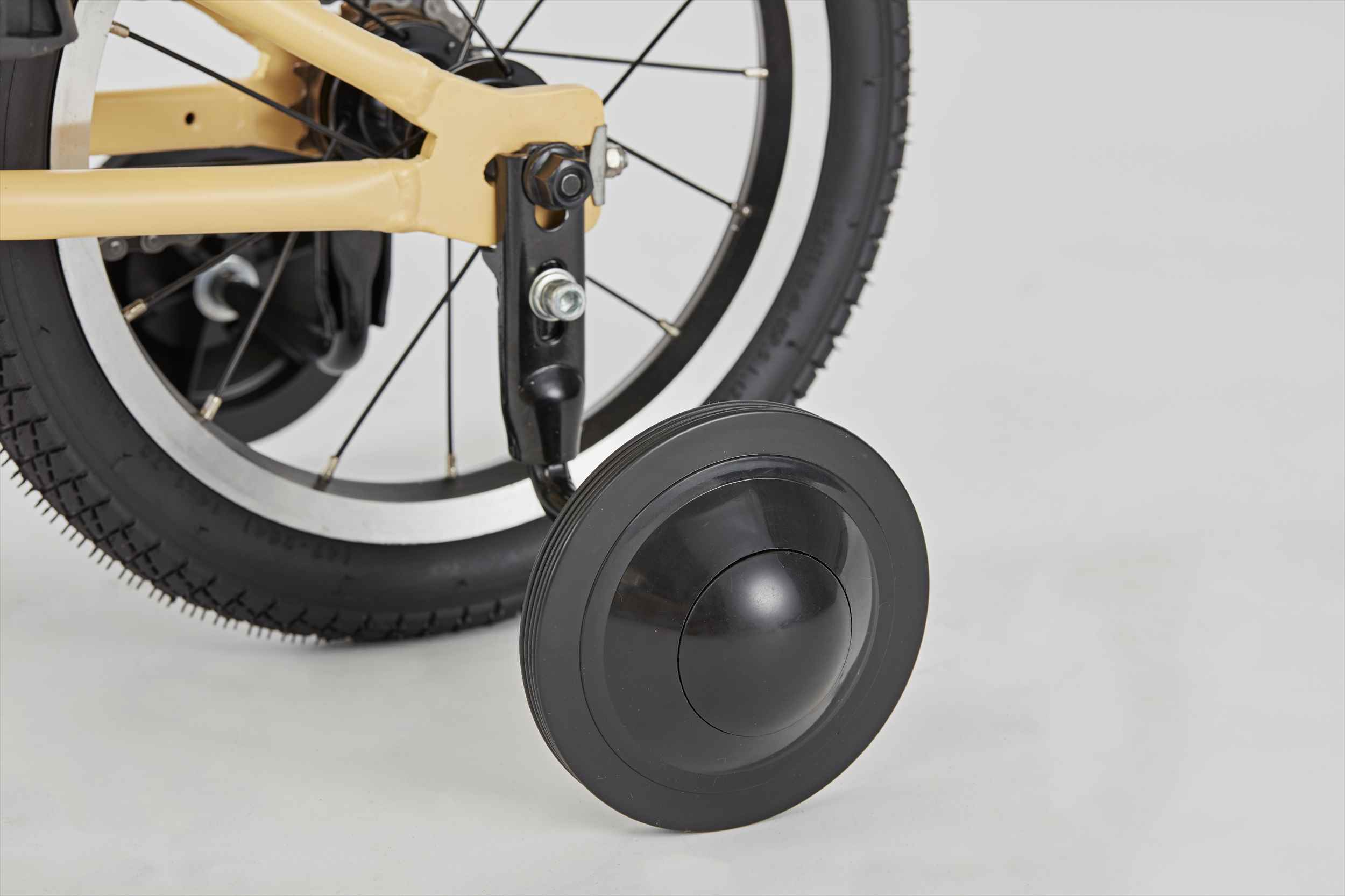 六角レンチで脱着できる補助輪 | ライトウェイバイクブランドサイト