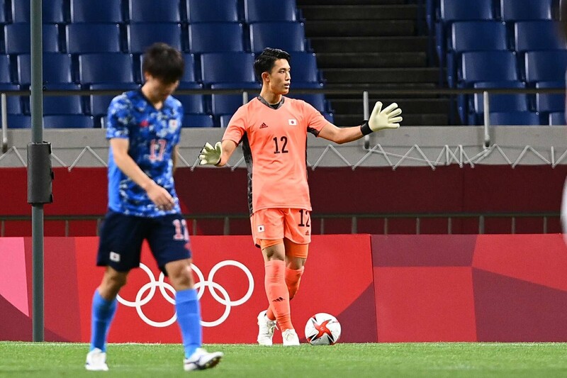 マジで神がかってる」「安心感やばいな」日本の若き守護神・谷晃生の