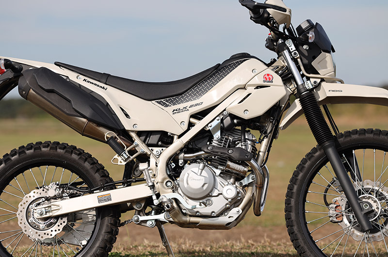 KLX230シェルパ / S / SM / DF (8BK-LX232A) POWERBOXパイプ ※ 只今ご