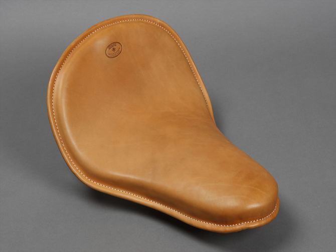 サンダンスのハーレー用カスタムシート | サンダンスのハーレー用