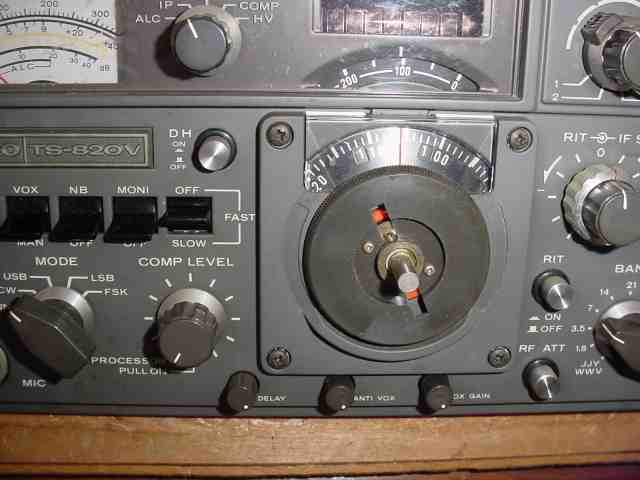 トリオ HFトランシーバー TS－820（V、S）