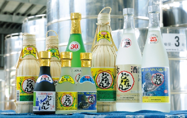 60度の泡盛・花酒「どなん」の国泉泡盛合名会社 工場見学できます