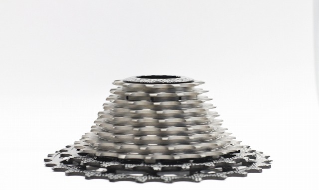 ROTOR】ROTORより超軽量スプロケット「UNO」全サイズ在庫あります