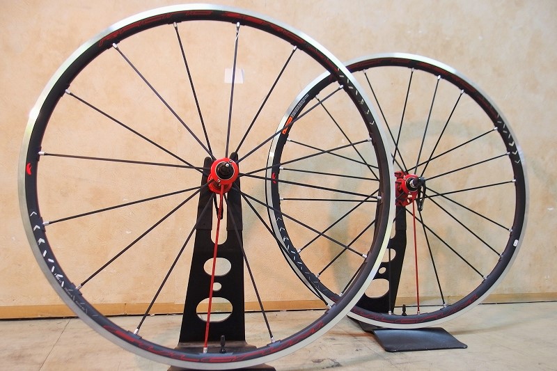 ホイール】リーズナブルにCULTをGET。レーシングゼロの最高峰