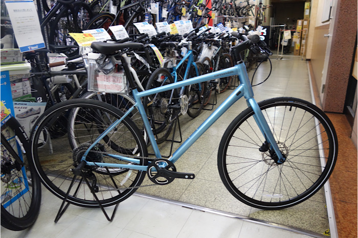 クロスバイク】油圧ブレーキ&フロントシングルでシンプルかつ安全