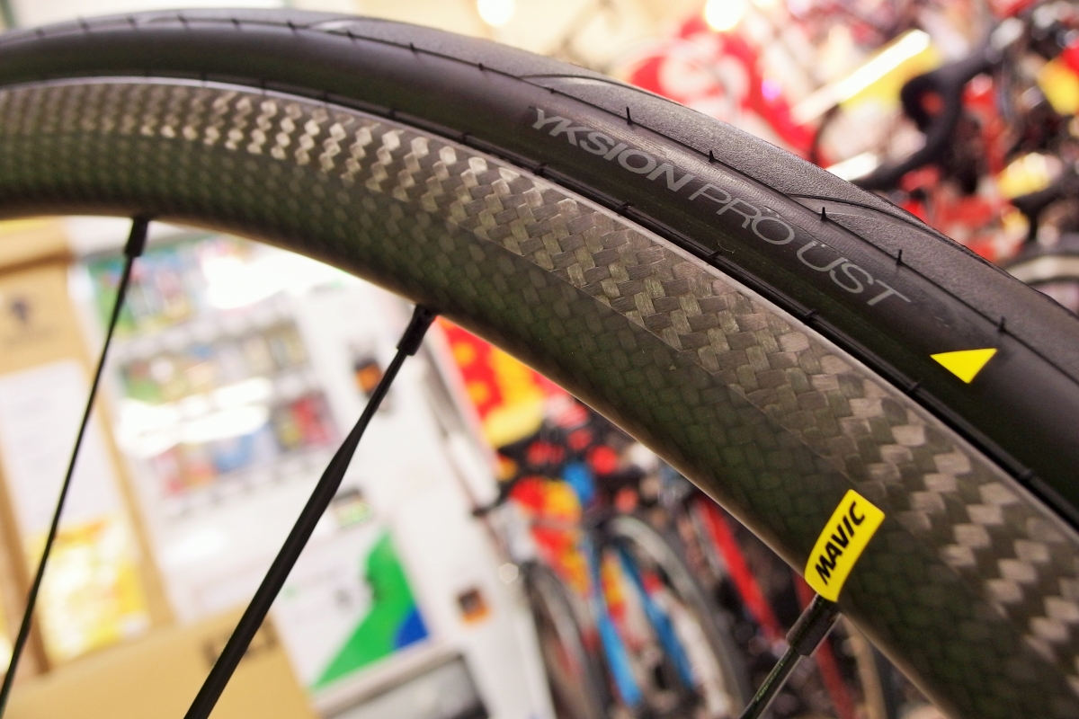 アウトレット】在庫処分！『MAVIC KSYRIUM PRO CARBON SL 』UST対応