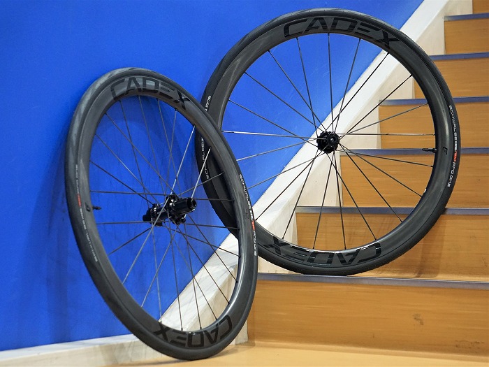 お客様の一本！究極のカーボンホイール『CADEX』をご納輪！ | 東大和で