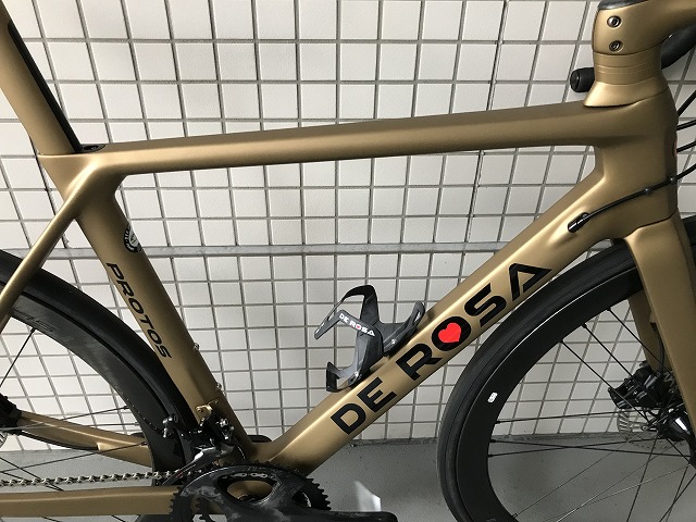 DEROSA】ド派手なゴールドカラーの高級ロードバイクが1台のみ限定特価