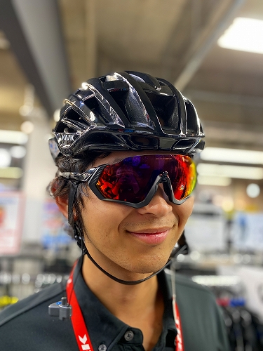 OAKLEY】定番人気なジョーブレーカーに対して、ダークホース的な存在