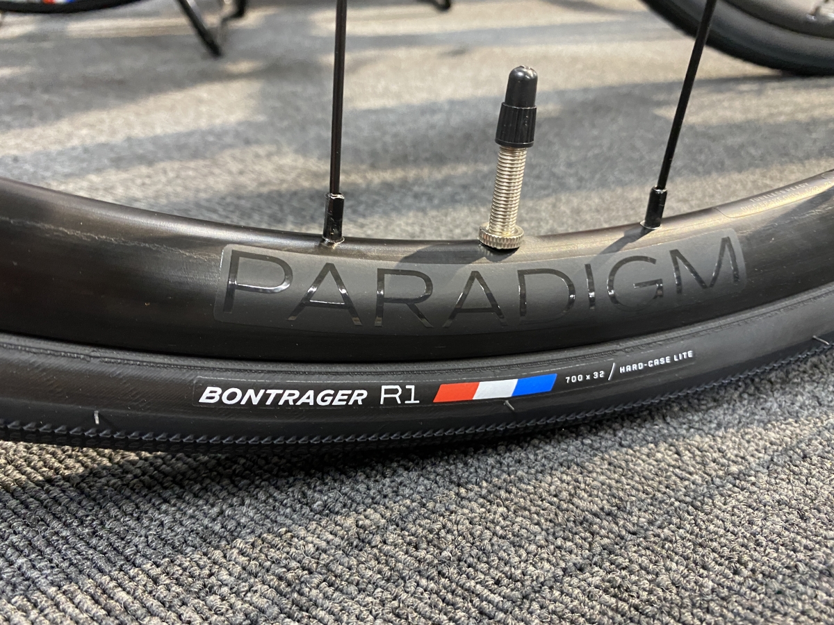 ボントレガーロードホイール タイヤ付き 完成車外し 10速