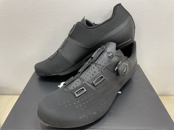 FEELCYCLEで大人気♪幅広もあって履きやすいシューズ！ | サイクル