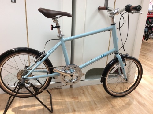 AMICA】お好みでバスケットもSETできる！女性専用設計ミニベロ