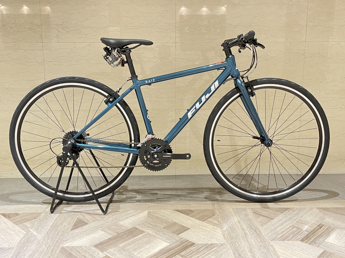 FUJI】軽い走りで人気のスタンダードなクロスバイク | 新宿で自転車を