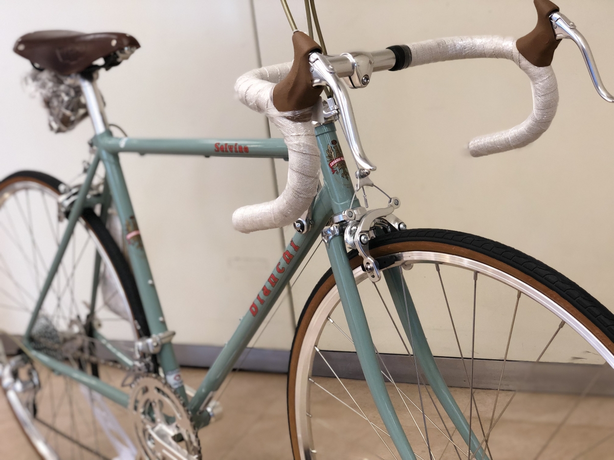 決算セール】クラシックなビアンキのクロモリがお買得に！【BIANCHI