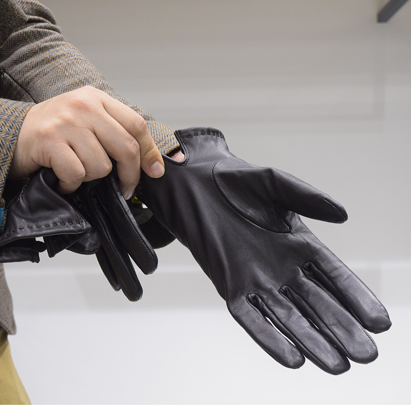 スマホを触れるレザーの手袋 DENTS(デンツ）大阪ーSECOND－ - clothing