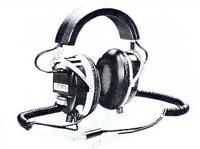 4チャンネルヘッドフォン