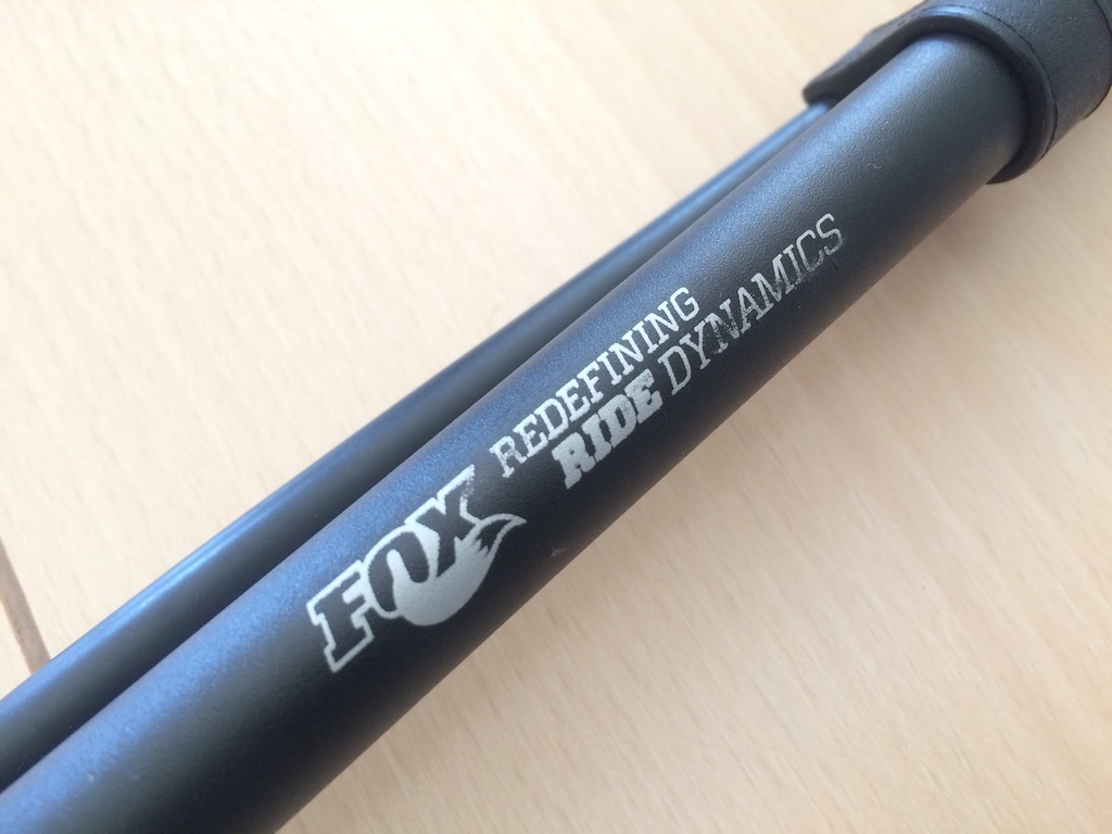 FOX 新型デジタルポンプに買い替え 〜エアサスペンションセッティング