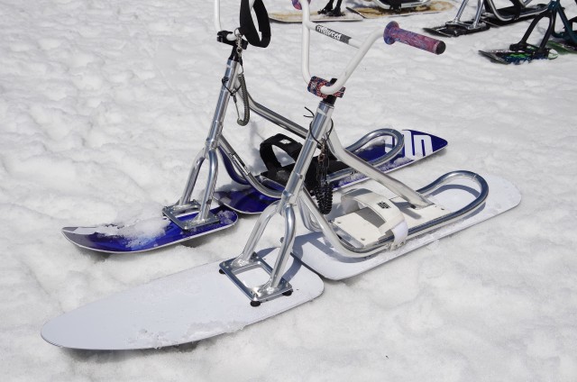 JykK SnowScoot スノースクート ニューモデル（'14-15） 情報 |