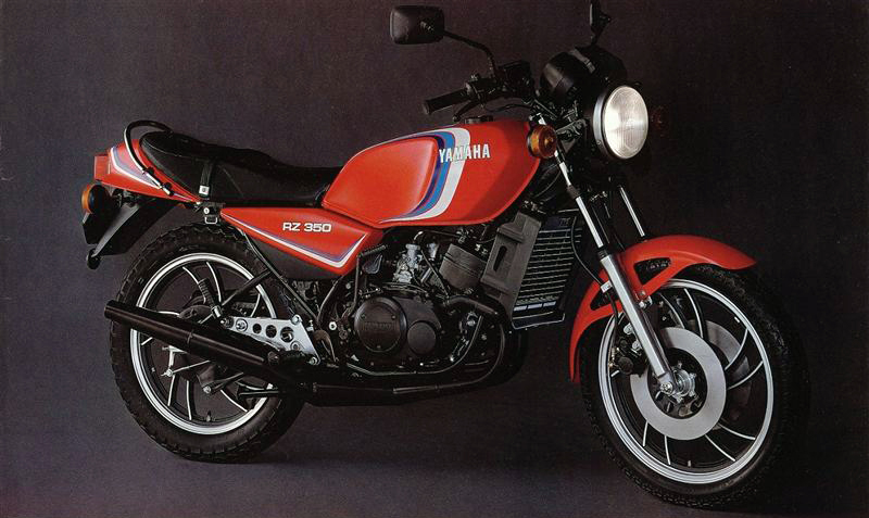 ヤマハ RZ350は伝説のナナハンキラー｜RZ250を100ccボアアップ、45馬力