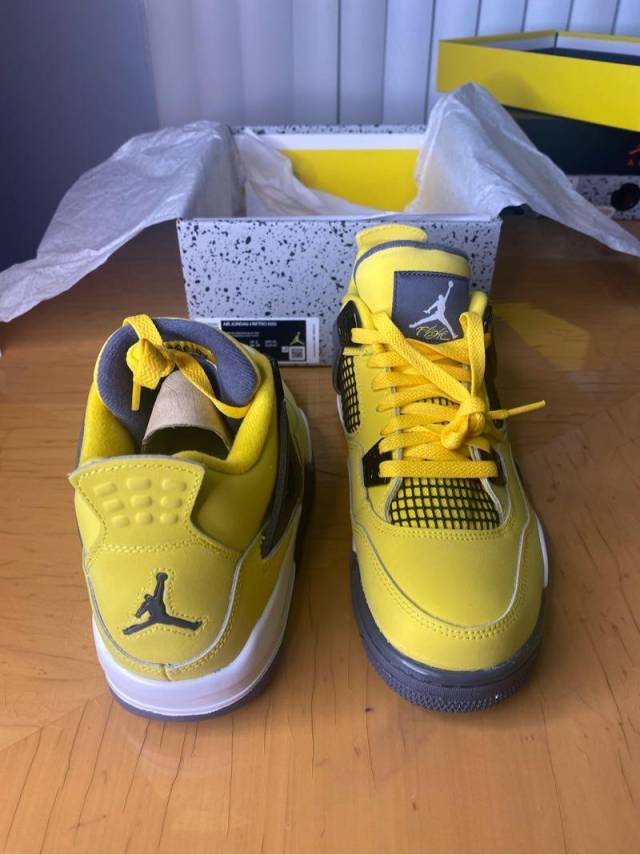Air Jordan 4 Retro Lightning | Kixify Marketplace